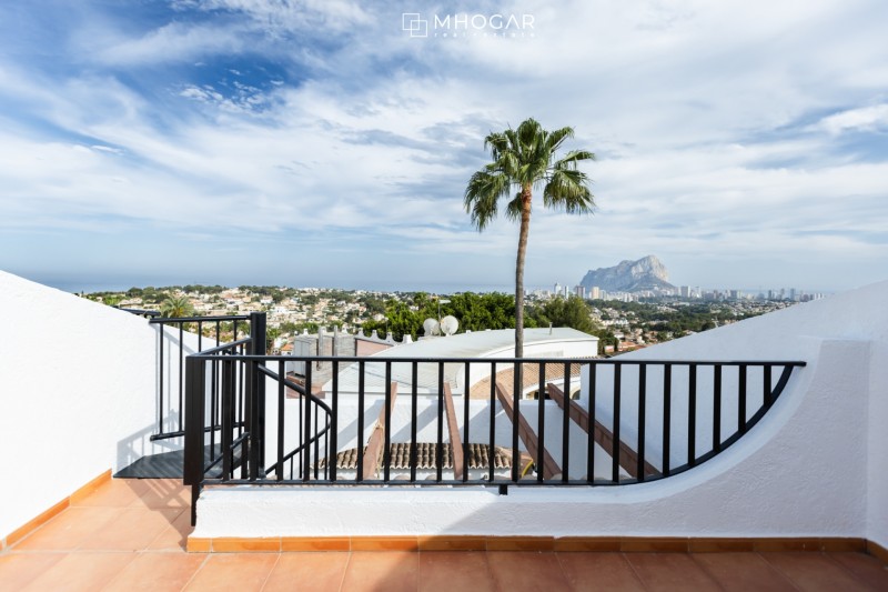 Calpe -Apartamentos de 1 dormitorio, tipo dúplex con  vistas al mar Mediterráneo y Peñón de Ifach!